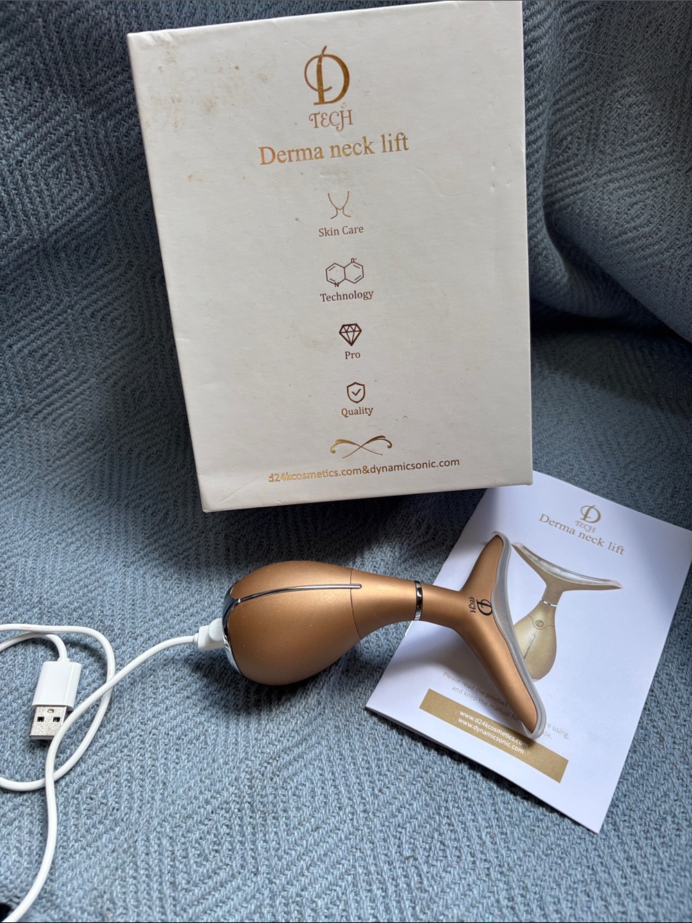 Derma Neck Lift - Gold Neck & Jawline Massager